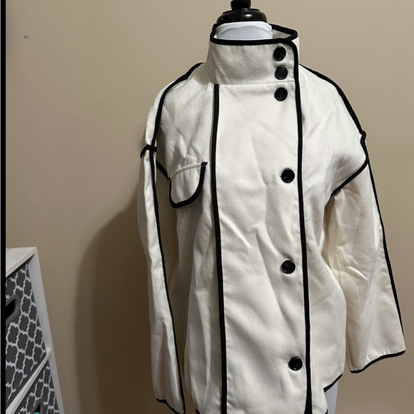 white and black coat new with tags - Picture 2 of 9